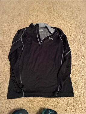 Under Armour Black Quarter-Zip Performance Pullover with Gray Accents (medium)
